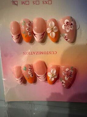 Peach & Orange Floral handmade acrylic Press-On Nail Set - Women Makeup